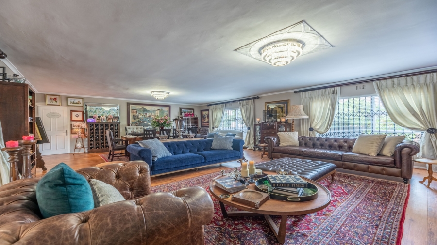 5 Bedroom Property for Sale in Flamingo Vlei Western Cape